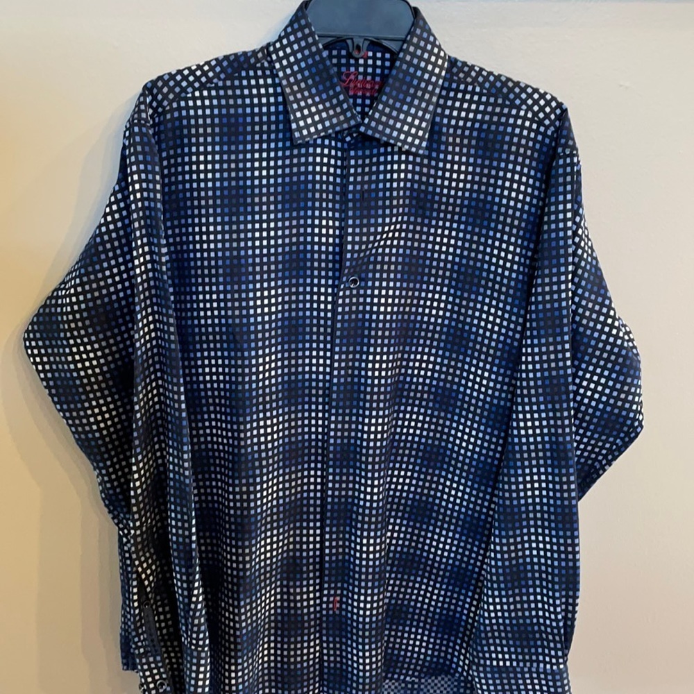 LUCHIANO VISCONTI DESIGNER men’s Dress / casual button down shirt. Size Med
